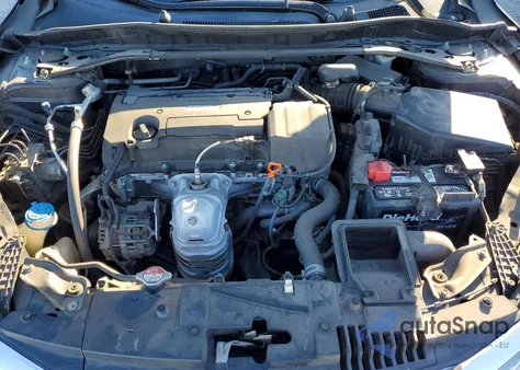 2016 Honda Accord Exl z USA, uszkodzony, nr VIN 1HGCR2F87GA105636